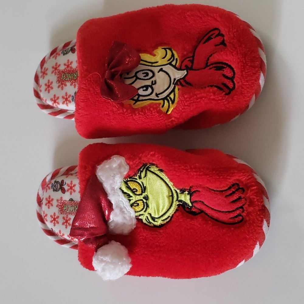 Grinch and Cindy Lo Who Slippers
